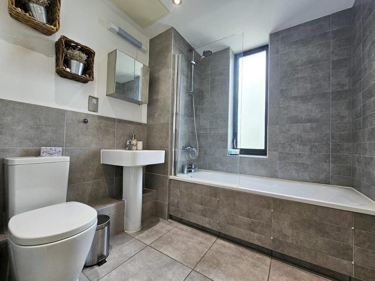 Centrally Located Spacious Flat Near Canary Wharf London Ngoại thất bức ảnh